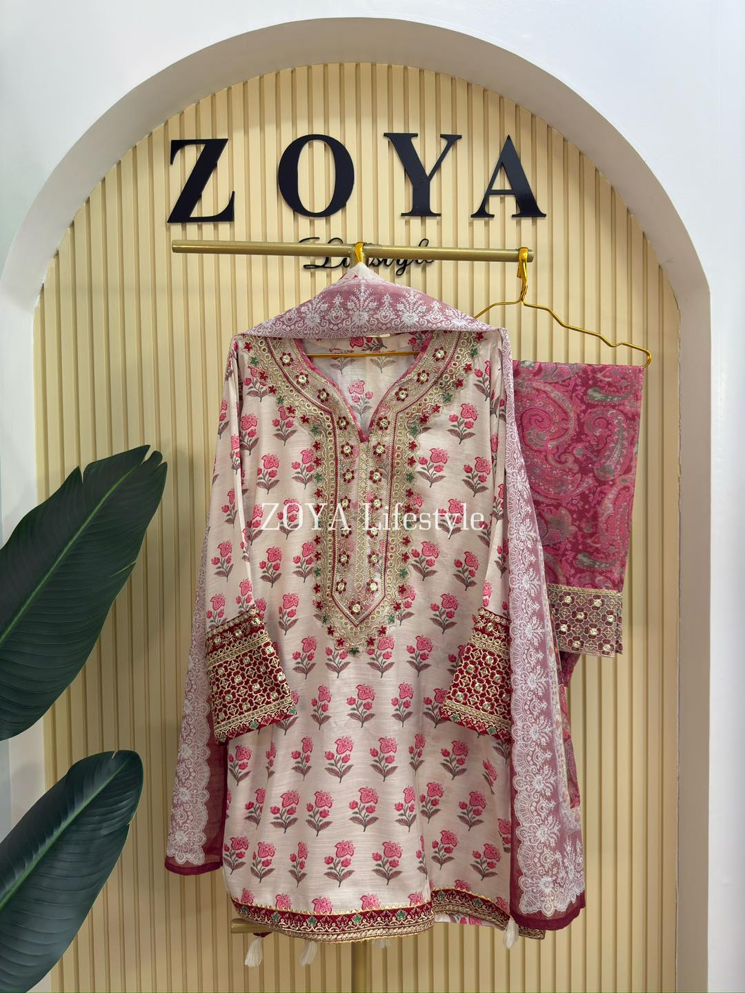 546616573_1209112817928022_4488171354629337312_n