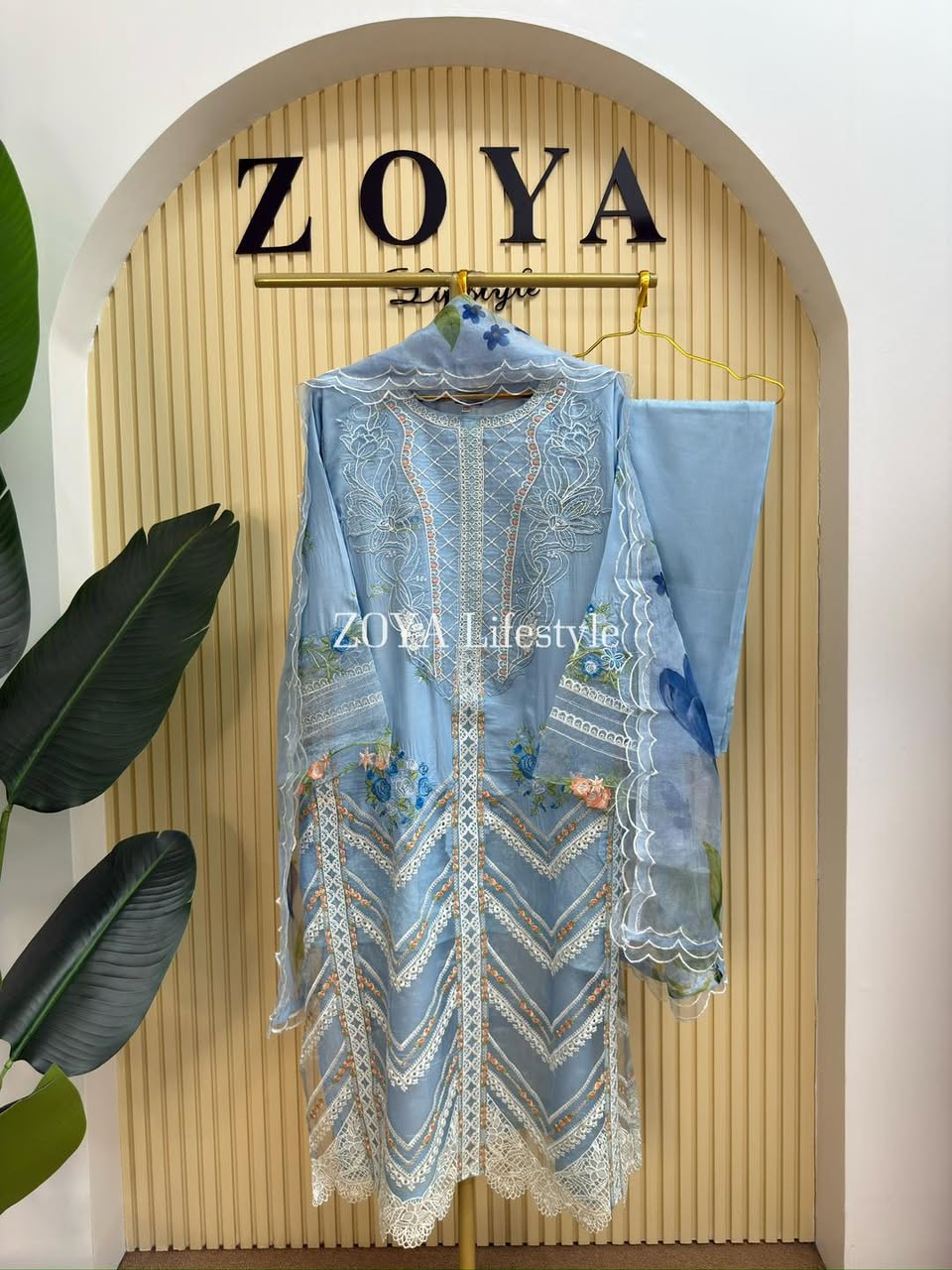 574500394_1257861226386514_8816088502039899756_n