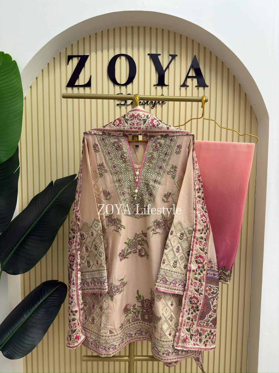 584624790_1270806335092003_4422829147621410106_n