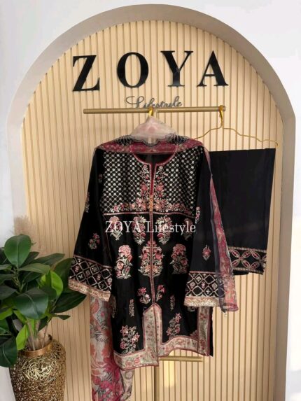 Ethnc inpired stitched 3 piece kamiz set