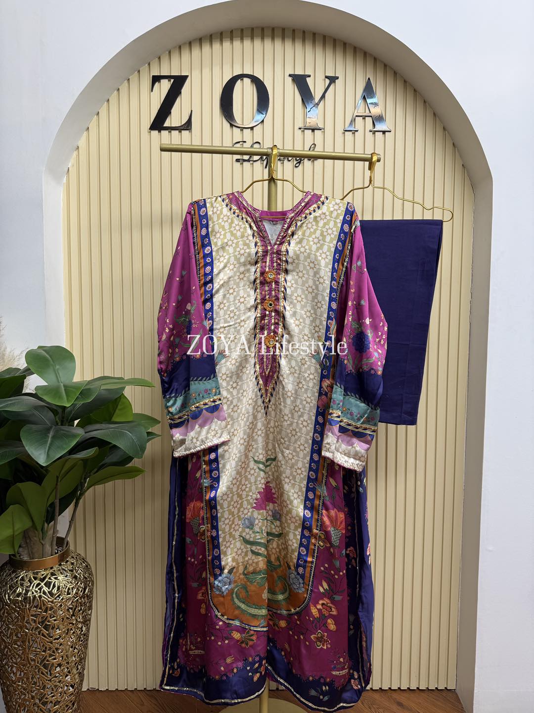 641155559_1351736523665650_3492253539938176122_n