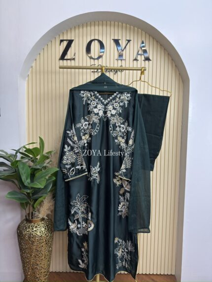 Boutique Stitched 3 piece kamiz set