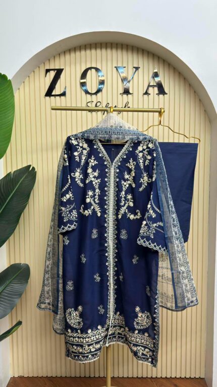 Pakistani Inspired Fully stitched 3 piece Kamiz set