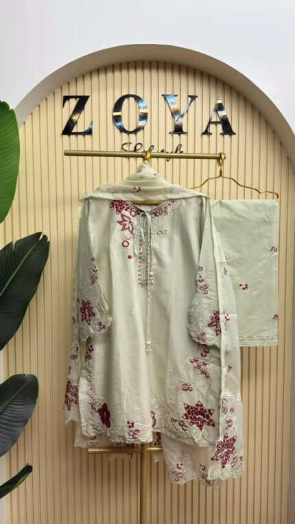 Pakistani Inspired Fully stitched 3 piece Kamiz set