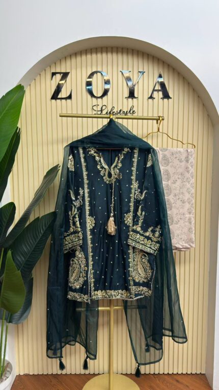 Ethnc inspired Fully stitched 3 piece Kamiz set