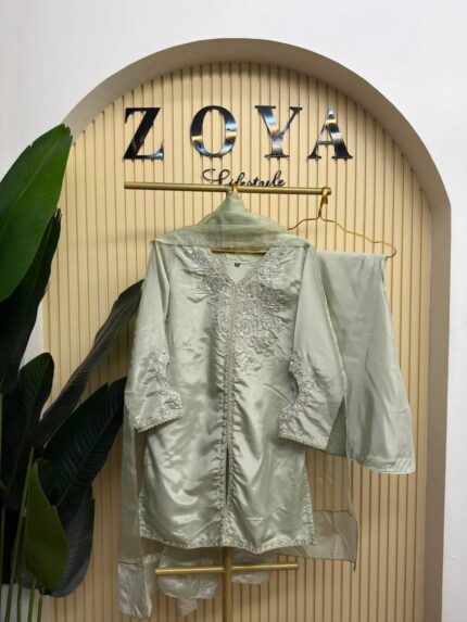 Fully stitched 3 piece Kamiz set