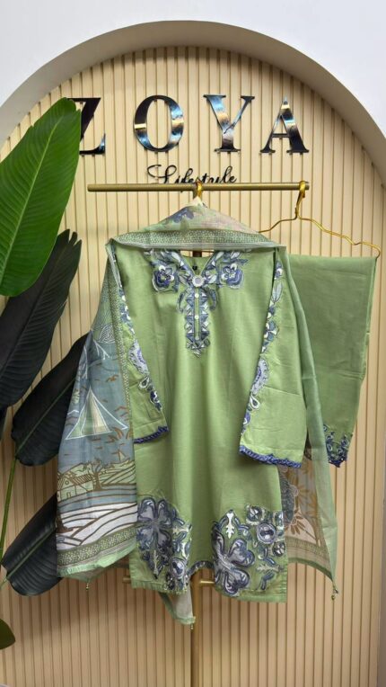 Pakistani inspired stitched 3 piece Kamiz set